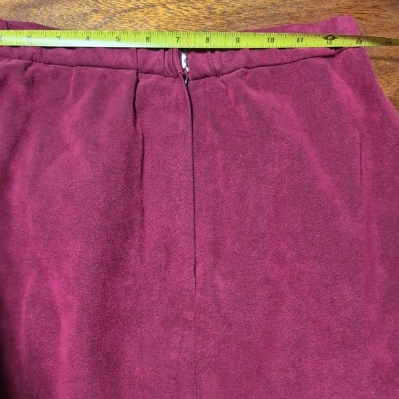 Vintage Women's Burgundy Jacket & Skirt Set - Picture 3 of 16
